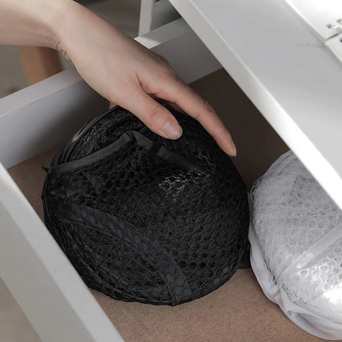 Folding Dirty Laundry Sorting Basket Washing Frame Bathroom Cloth Mesh Storage Bag Frame Bucket Laundry Organizers Storage Pouch - ALPENZO