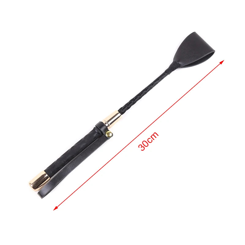 Passion Riding Training PU Leather Lightweight Durable Rattling Whip Leather Whip Equestrian Sports Outdoor Show With Handle