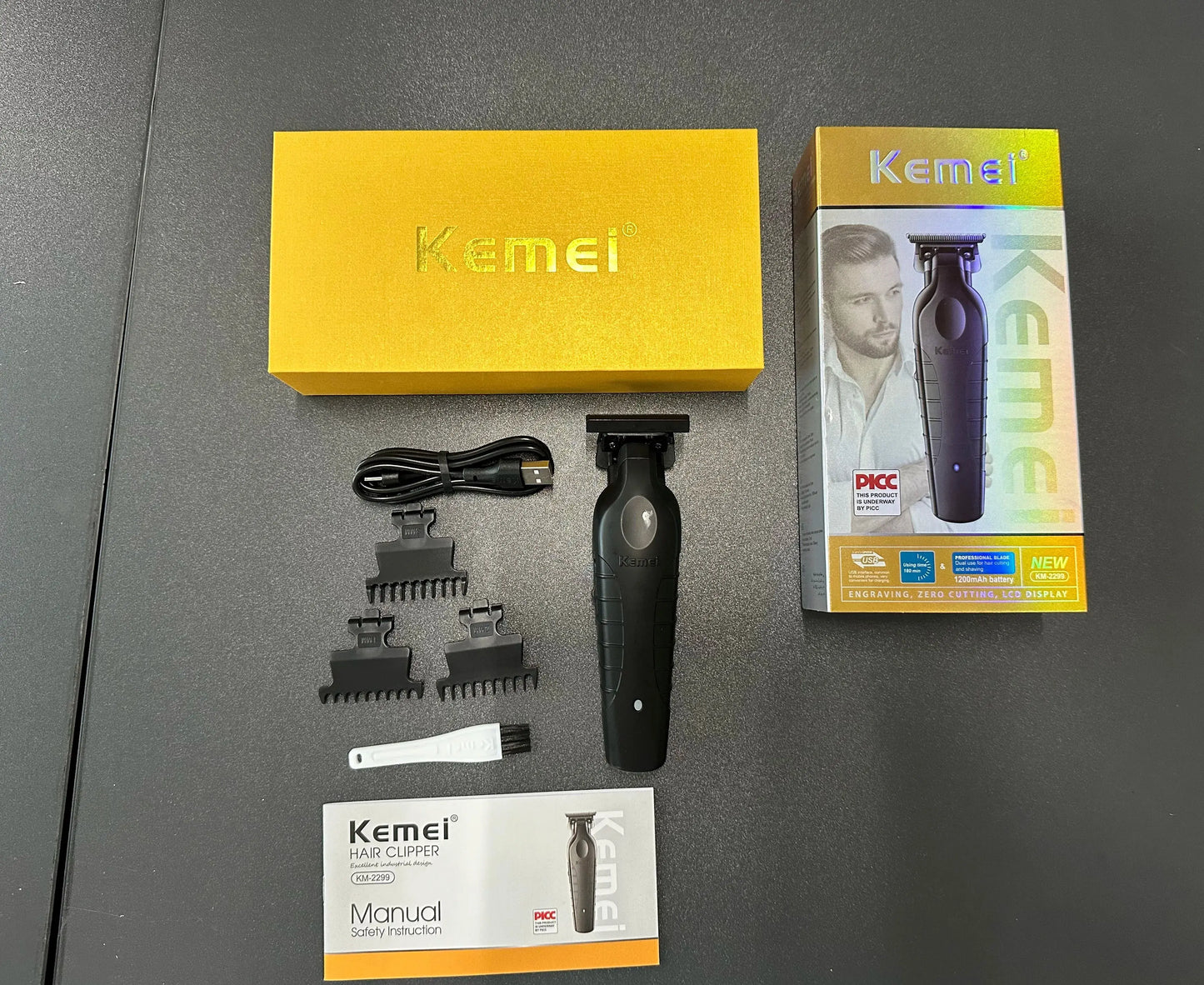 Kemei Professional Barber Cordless 1200 mAh Electric Hair Clippers USB Rechargeable Hair Trimmers Hair Cutting Machine KM-2299 - ALPENZO