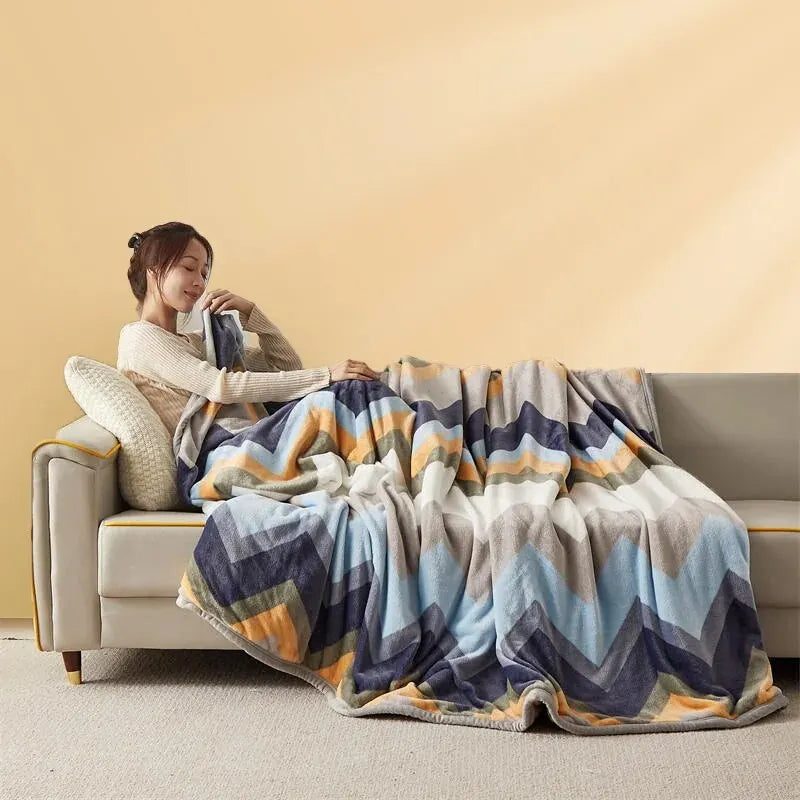 Extra Soft Flannel Blanket Thickened Nap Air Conditioning Blanket - ALPENZO
