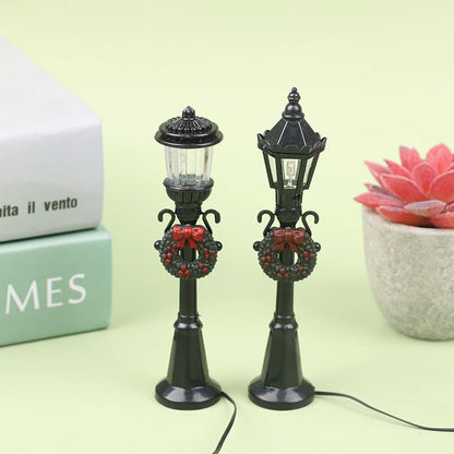 4Pcs/Set Christmas Mini Street Light Models Dollhouse Streetlight Micro-Landscape Fairy Garden Accessories ALPENZO