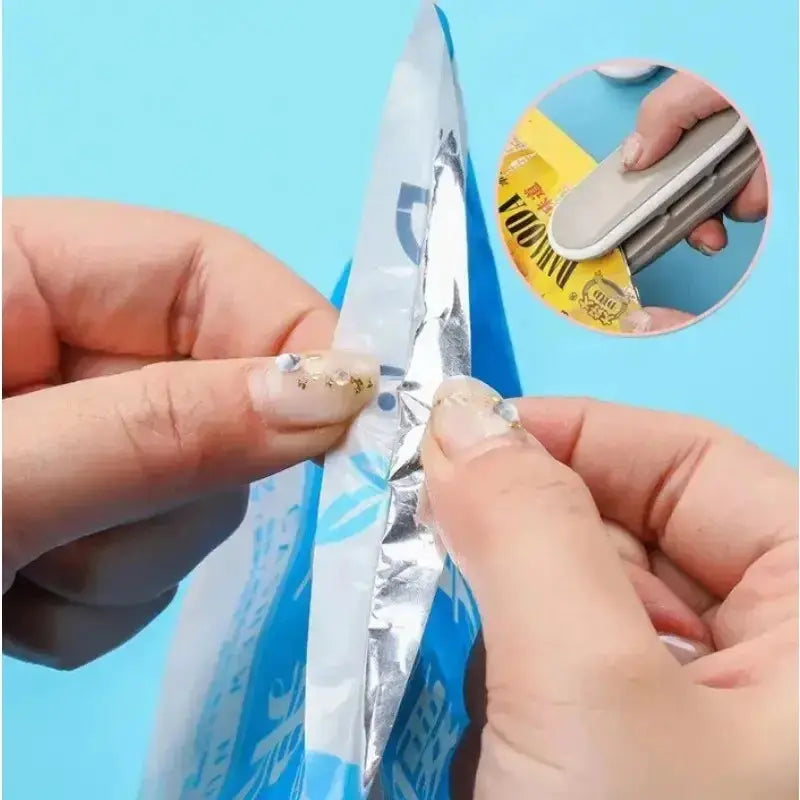 Plastic Press Sealer Sealing Clamp Portable Sealer Food Bag SealingKitchen Accessories - ALPENZO