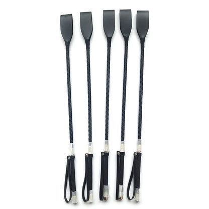 Passion Riding Training PU Leather Lightweight Durable Rattling Whip Leather Whip Equestrian Sports Outdoor Show With Handle