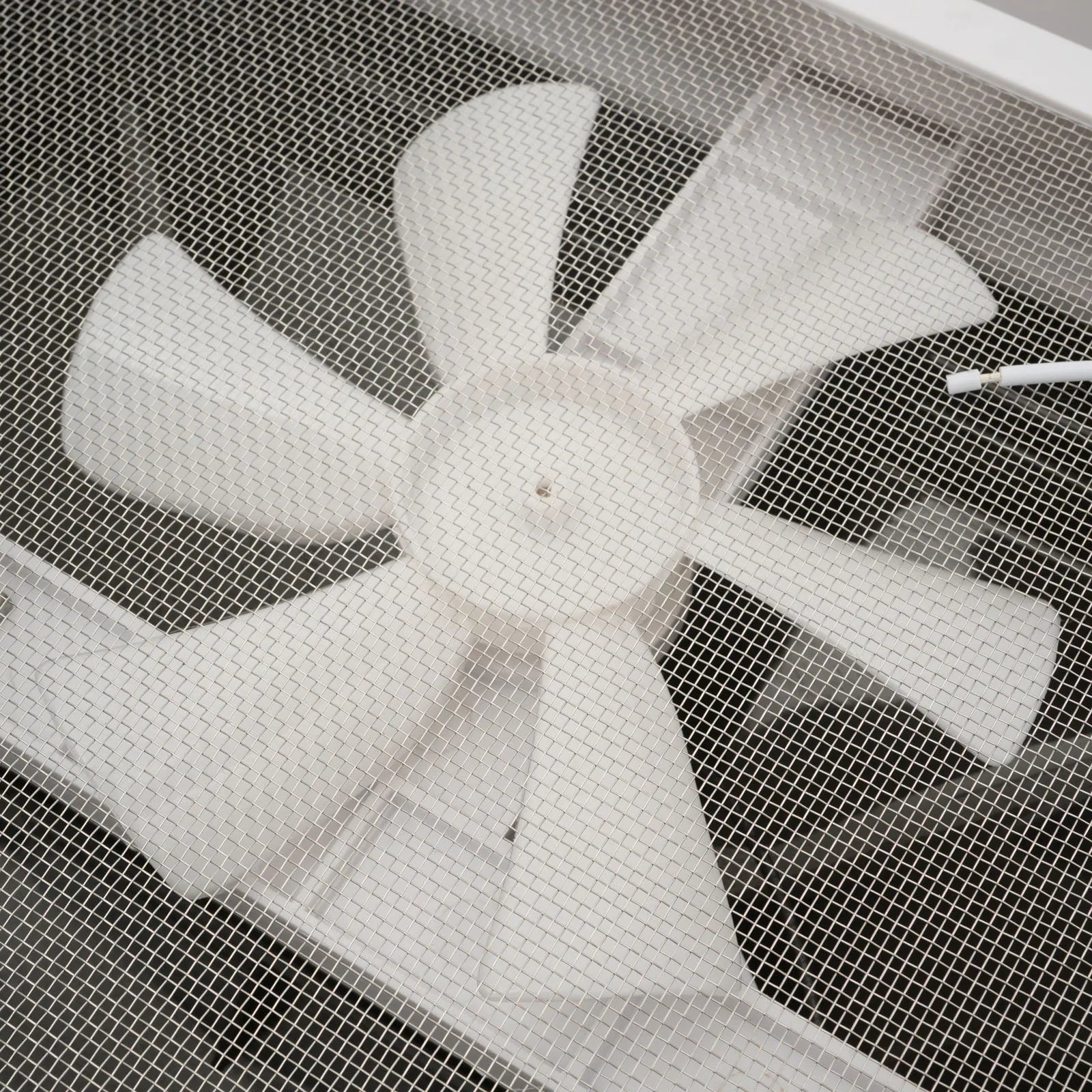 Roof Vent Fan Camper Van Motorhome RV Caravan Skylight Vent 42cmx42cm Dustproof - ALPENZO